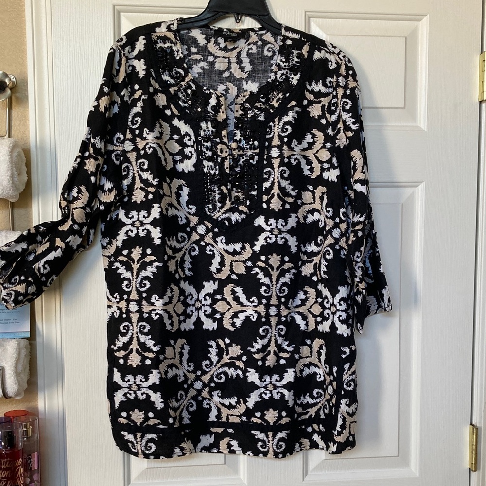 Style & Co. Black and Cream Patterned Blouse